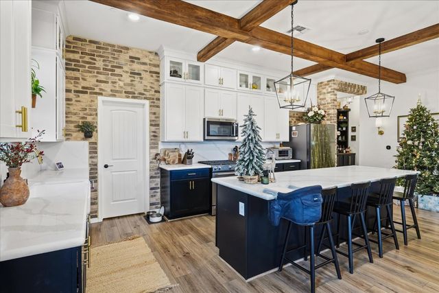 668 Rock Crest Avenue, Madera, CA 93636