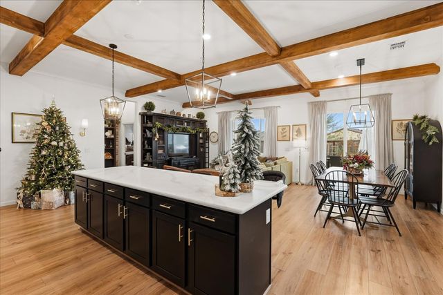 668 Rock Crest Avenue, Madera, CA 93636