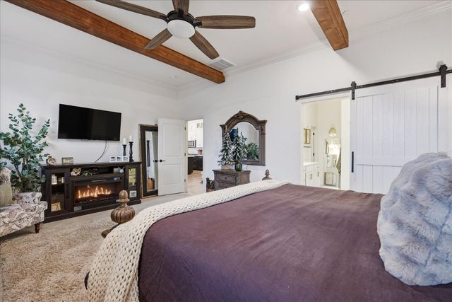 668 Rock Crest Avenue, Madera, CA 93636