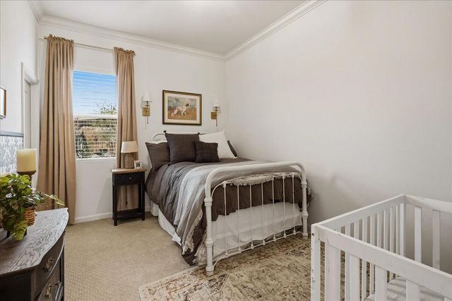 668 Rock Crest Avenue, Madera, CA 93636