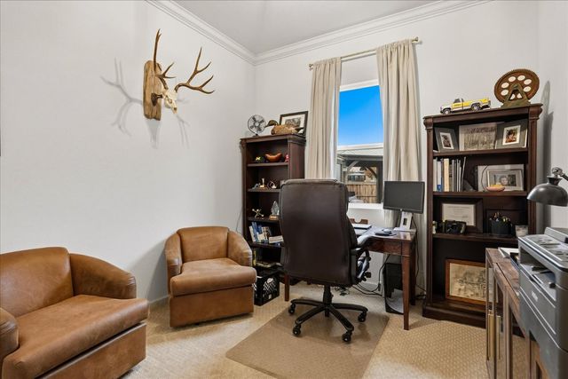 668 Rock Crest Avenue, Madera, CA 93636