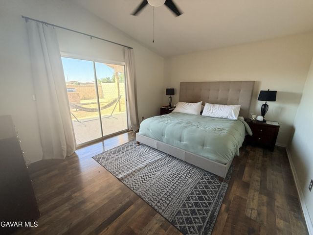1705 Lightcap Street, Lancaster, CA 93535