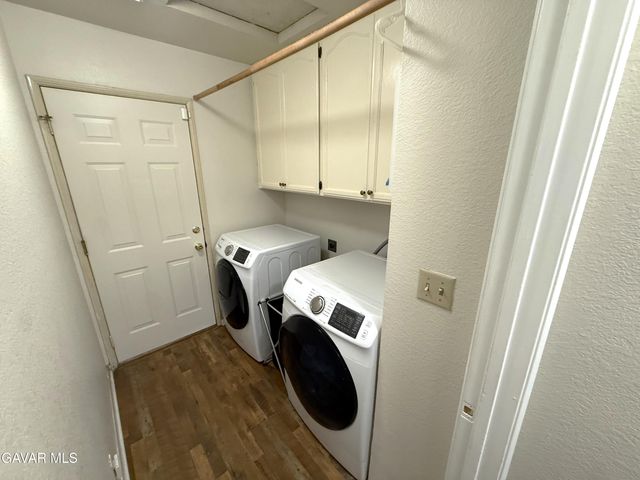 1705 Lightcap Street, Lancaster, CA 93535