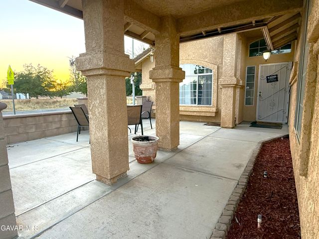 1705 Lightcap Street, Lancaster, CA 93535