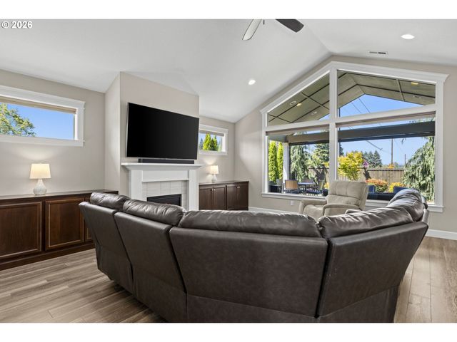 11900 Ne 58TH Ave, Vancouver, WA 98686