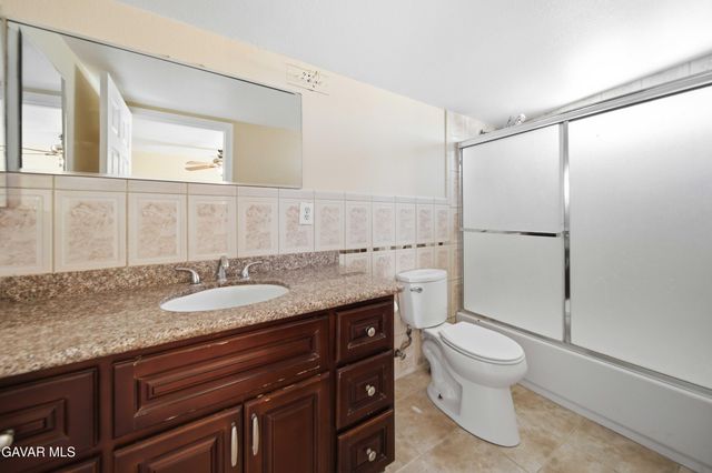 12537 E Avenue V-12, Pearblossom, CA 93553