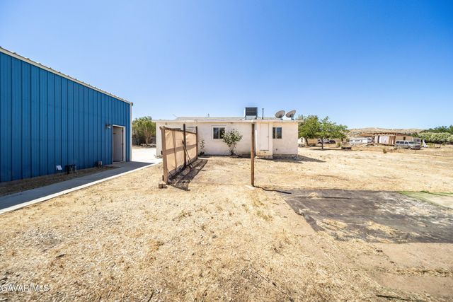 12537 E Avenue V-12, Pearblossom, CA 93553