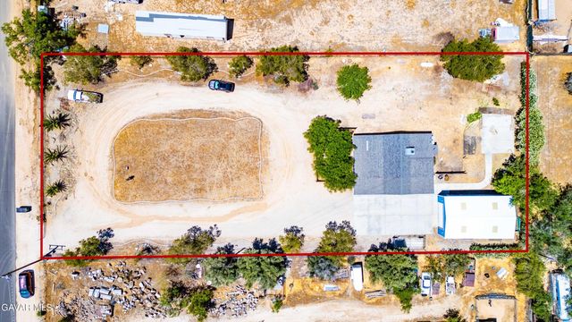 12537 E Avenue V-12, Pearblossom, CA 93553