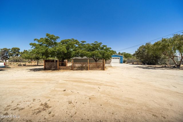 12537 E Avenue V-12, Pearblossom, CA 93553