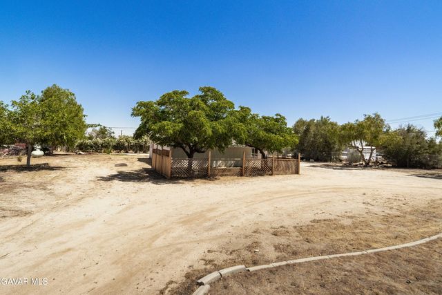 12537 E Avenue V-12, Pearblossom, CA 93553