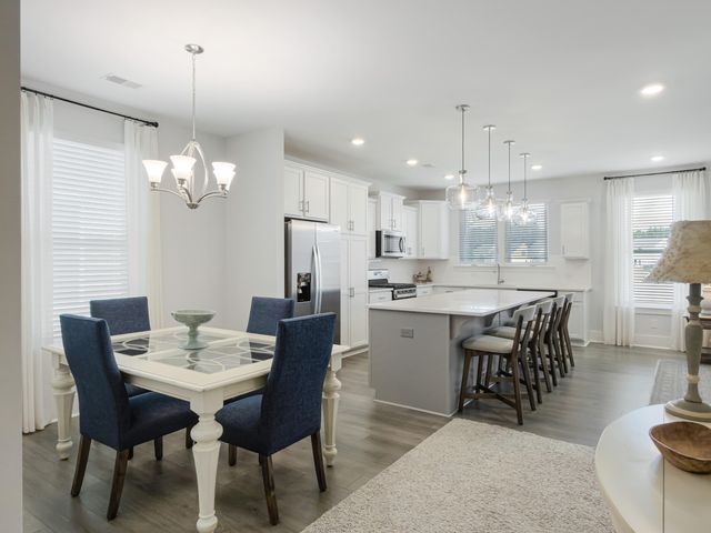 1522 Homecoming Boulevard, Ravenel, SC 29470