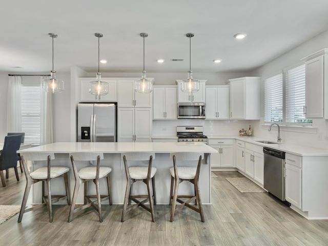 1522 Homecoming Boulevard, Ravenel, SC 29470