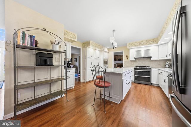 19211 OLDE WATERFORD RD, Hagerstown, MD 21742