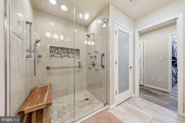 19211 OLDE WATERFORD RD, Hagerstown, MD 21742