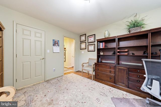 19211 OLDE WATERFORD RD, Hagerstown, MD 21742