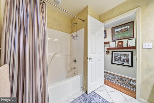 19211 OLDE WATERFORD RD, Hagerstown, MD 21742