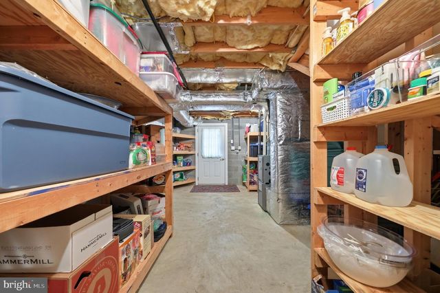 19211 OLDE WATERFORD RD, Hagerstown, MD 21742
