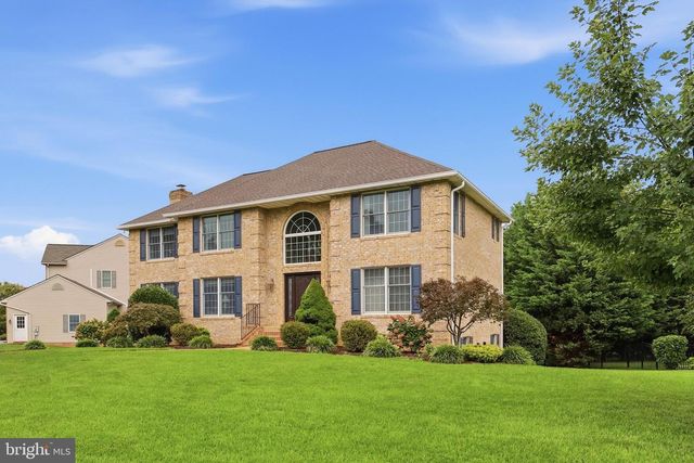 19211 OLDE WATERFORD RD, Hagerstown, MD 21742