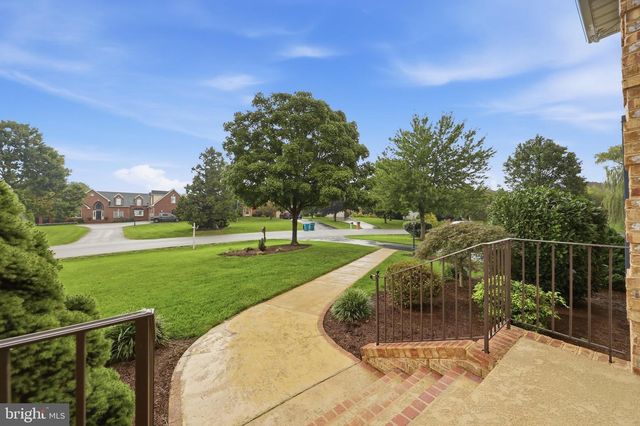 19211 OLDE WATERFORD RD, Hagerstown, MD 21742