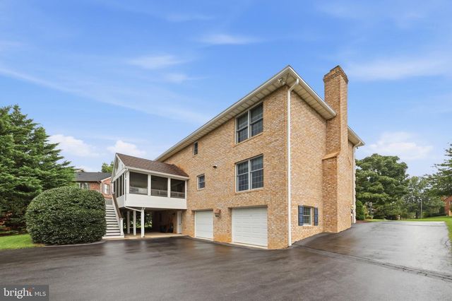 19211 OLDE WATERFORD RD, Hagerstown, MD 21742