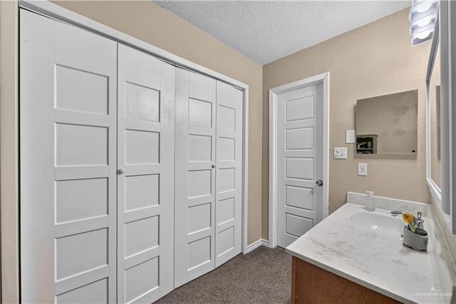 2132 W Jonquil Avenue W, Mcallen, TX 78501