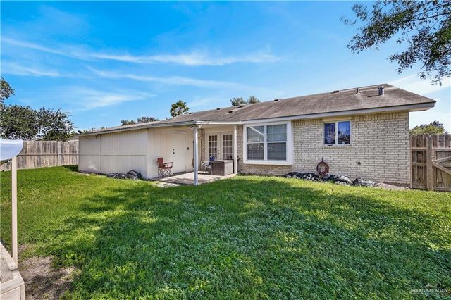 2132 W Jonquil Avenue W, Mcallen, TX 78501