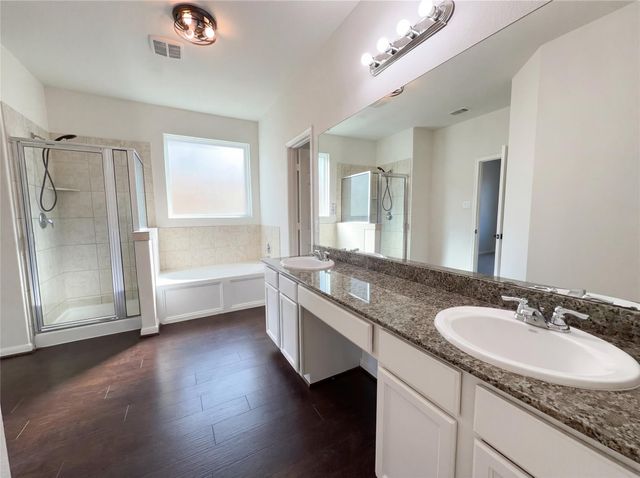 12626 Redbud Villa Lane, Houston, TX 77086