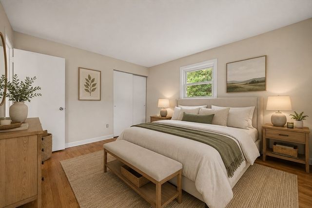 7 Pocahontas Dr, Peabody, MA 01960