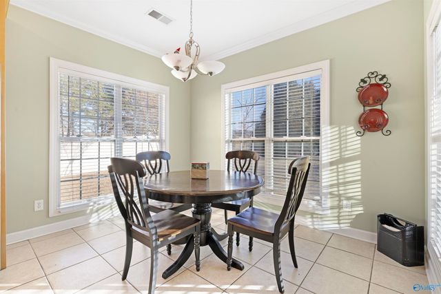 1004 Lilypad Circle SW, Hartselle, AL 35640