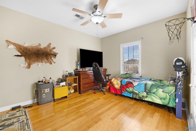 1004 Lilypad Circle SW, Hartselle, AL 35640