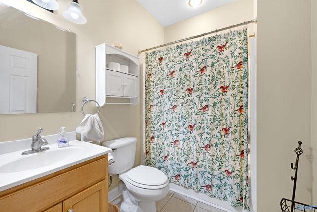 1004 Lilypad Circle SW, Hartselle, AL 35640