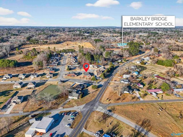 1004 Lilypad Circle SW, Hartselle, AL 35640