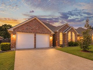 2109 Golden Arrow Drive, Flower Mound, TX 75028