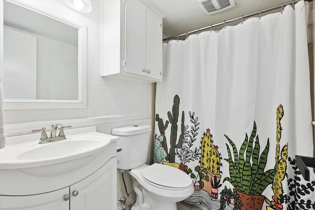 2525 Freedom Lane, Denton, TX 76209