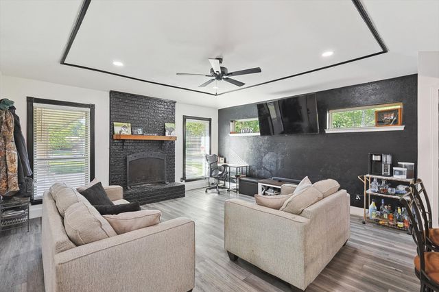 2525 Freedom Lane, Denton, TX 76209