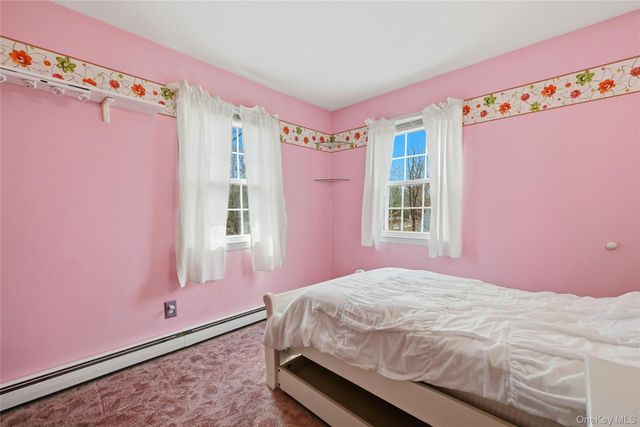 41 N Country Road, Shoreham, NY 11786