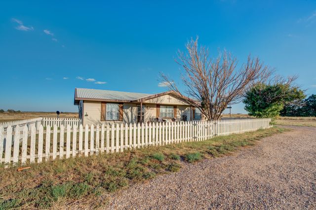 13118 N County Road 1500, Shallowater, TX 79363