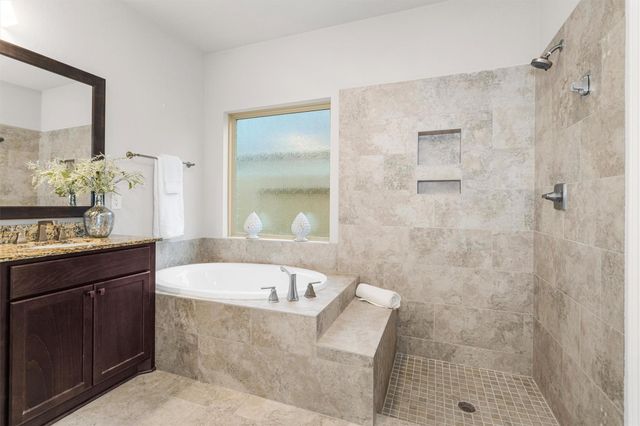 163 Greatwood Glen Drive, Montgomery, TX 77316