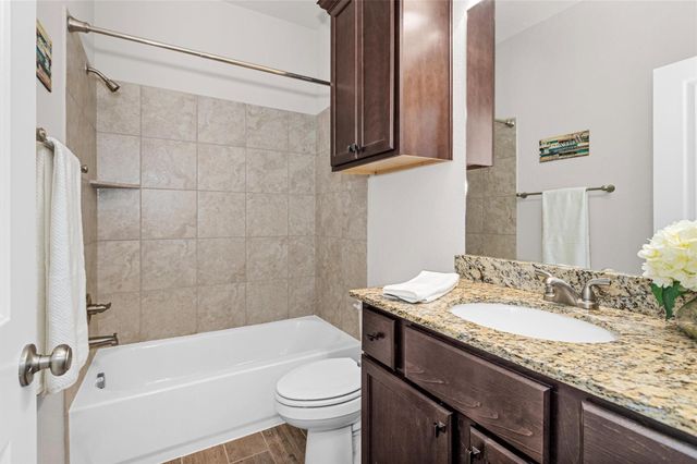 163 Greatwood Glen Drive, Montgomery, TX 77316