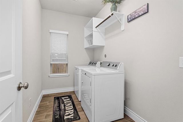 163 Greatwood Glen Drive, Montgomery, TX 77316