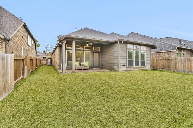 163 Greatwood Glen Drive, Montgomery, TX 77316