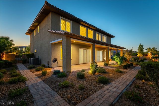 7028 Connor Cove Street, Las Vegas, NV 89118