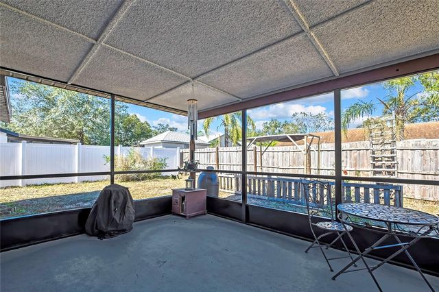 1521 PINEY BRANCH CIRCLE, Valrico, FL 33594