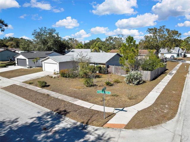 1521 PINEY BRANCH CIRCLE, Valrico, FL 33594