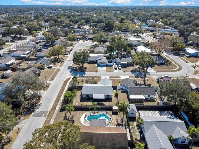 1521 PINEY BRANCH CIRCLE, Valrico, FL 33594