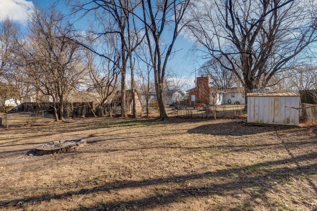 1146 S John Avenue, Springfield, MO 65804