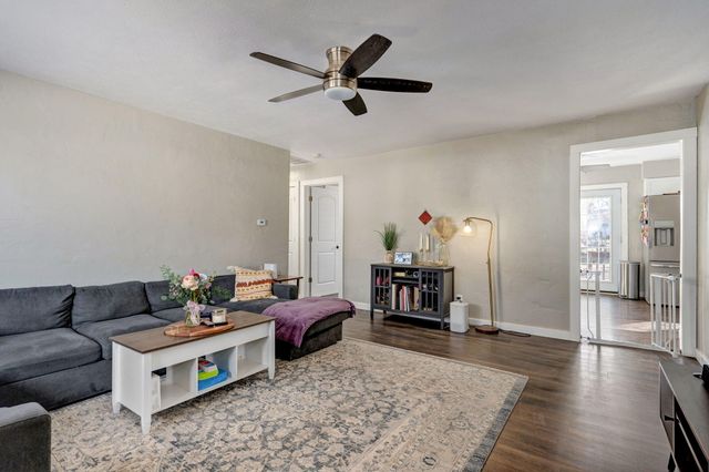 1146 S John Avenue, Springfield, MO 65804