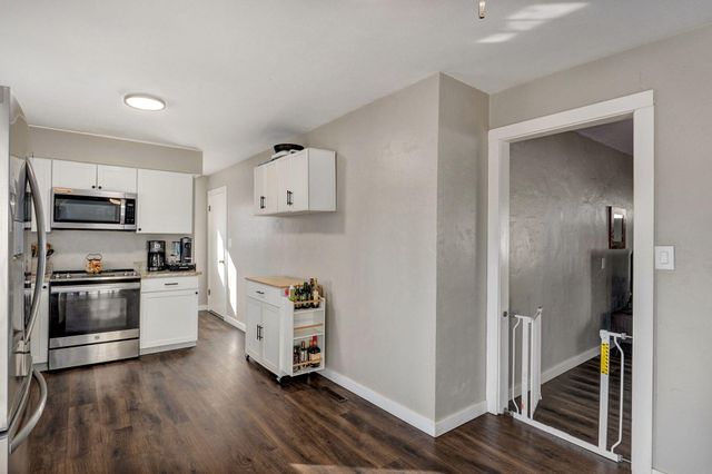 1146 S John Avenue, Springfield, MO 65804