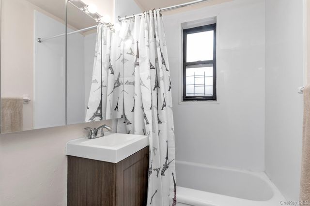 84-19 51st Avenue 2E, Elmhurst, NY 11373