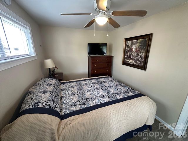 117 Badin Lake Circle, New London, NC 28127